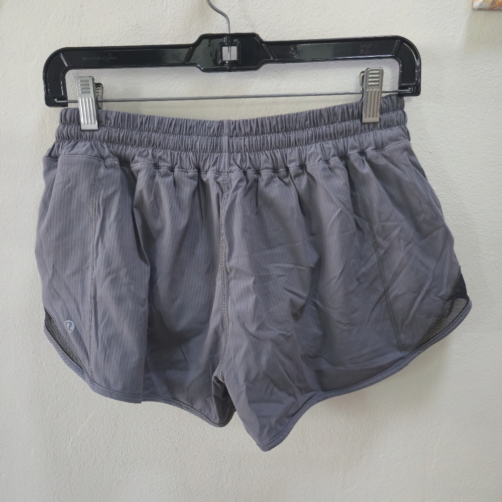 Lululemon Hotty Hot Short - Picture 3 of 4